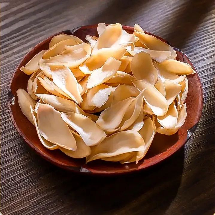 Lily Bulb 百合 verified dried bulb scale overview photo for bulk sourcing from Bozhou China